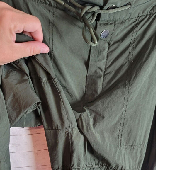 ATHLETA EXPEDITION JOGGER in HUNTER GREEN, SZ 4 TALL - Picture 5 of 12